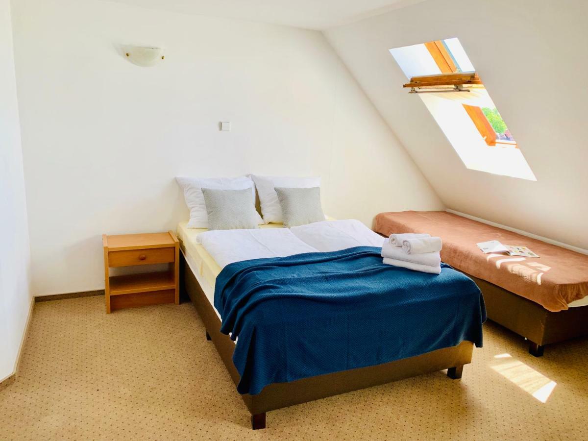 Bed and Breakfast Azalia Ustronie Morskie Exterior foto